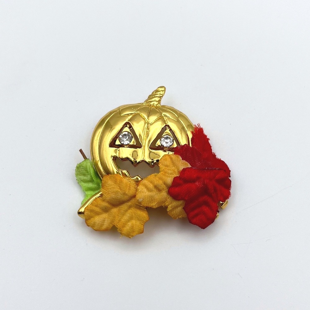Avon Vintage Gold Tone Pumpkin Jack-O-Lantern Rhinestone Autumn‎ Leaf Brooch Pin